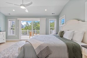 House, Multiple Beds, Fireplace, Garden View (BEACH AVENUE 23) | 5 bedrooms, individually decorated, individually furnished