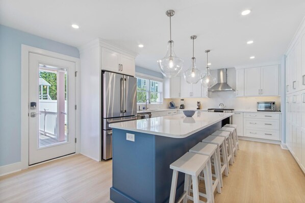 House, Multiple Beds, Fireplace, Garden View (BEACH AVENUE 23) | Private kitchen | Coffee/tea maker