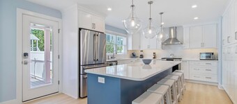 Beach Avenue 23