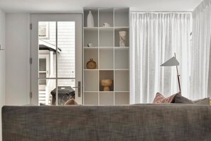 Interior - Philadelphia Street 108 (Rehoboth Beach)