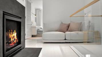 House, Multiple Beds, Patio, Garden View (PHILADELPHIA STREET 108) | Interior