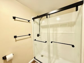 Bathroom - Scarborough Avenue 507 (Rehoboth Beach)