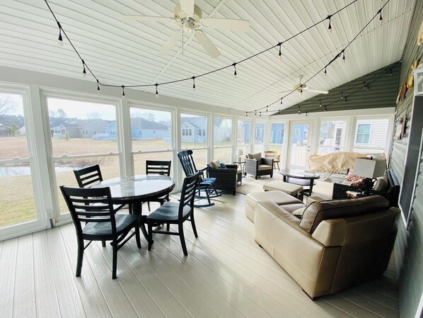 コンドミニアム ベッド (複数台) パティオ ガーデンビュー | 部屋からの景観