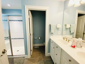 Bathroom - Liverpool Lane 37428 (Rehoboth Beach)