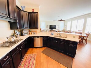 コンドミニアム ベッド (複数台) パティオ ガーデンビュー | 専用キッチン | コーヒー / ティーメーカー