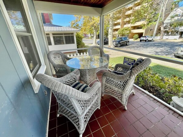 Maison, plusieurs lits, cuisine, vue jardin | Vue de la chambre