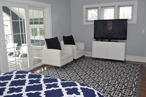 Cottage, Multiple Beds, Patio, Garden View | 4 bedrooms, individually decorated, individually furnished - Sussex Street 68 (Rehoboth Beach)