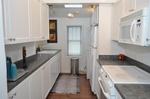 Cottage, Multiple Beds, Patio, Garden View | Private kitchen | Coffee/tea maker - Sussex Street 68 (Rehoboth Beach)