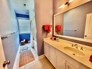 House, Multiple Beds, Patio, Garden View | Bathroom - Henlopen Avenue 116 (Rehoboth Beach)