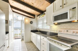Private kitchen - Harbor Road 56 (Rehoboth Beach)