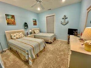 Condo, Multiple Beds, Kitchen, Pool View | 2 bedrooms, individually decorated, individually furnished