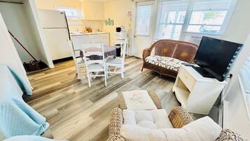 Apartment, 2 Double Beds, Patio, Garden View (CHRISTIAN STREET 26 #2) | 1 bedroom, individually decorated, individually furnished