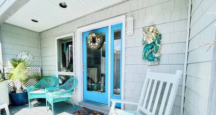 SEA Strand Court 3 #22