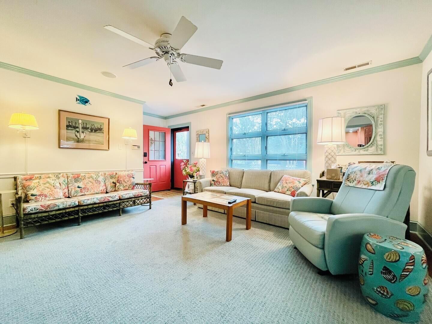 하우스, 침대(여러 개), 수영장 이용, 수영장 전망 | 거실 공간