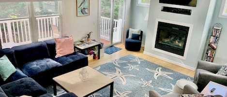 Maison en rangée, Plusieurs lits, patio, vue sur le jardin | Aire de séjour | Foyer