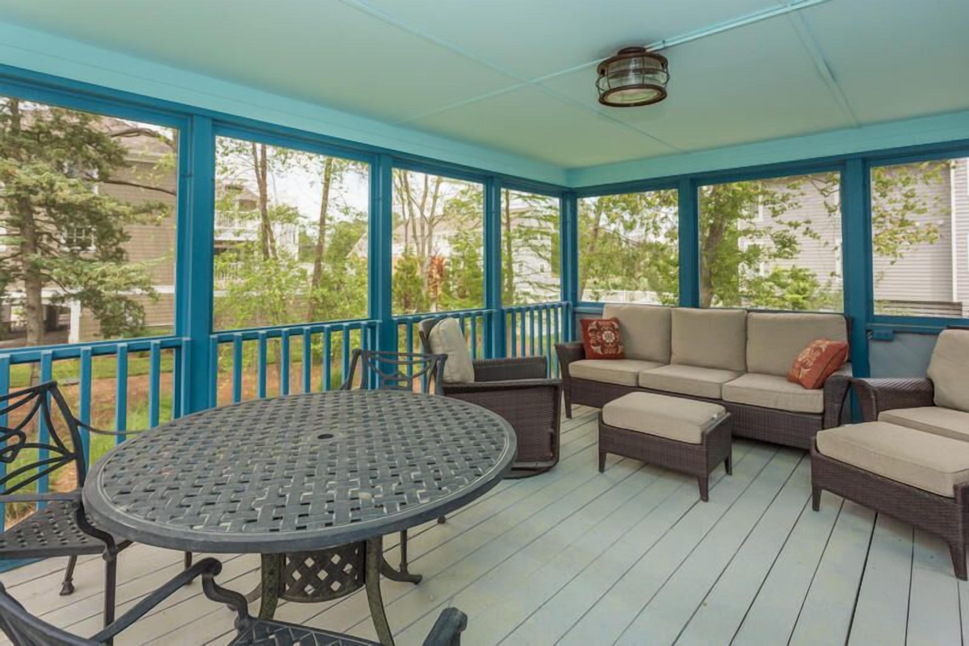 House, Multiple Beds, Balcony, Garden View | Outdoor dining