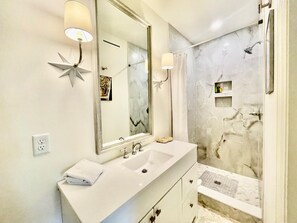 Bathroom - Bedford Avenue 19 (Dewey Beach)