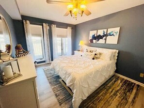 2 bedrooms, individually decorated, individually furnished