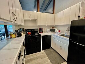 独立别墅, 多张床, 壁炉, 花园景观 | 私人厨房 | 茶具/咖啡用具