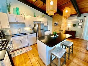 Ferienhaus, Mehrere Betten, Küche, Gartenblick | Eigene Küche | Wasserkocher mit Kaffee-/Teezubehör