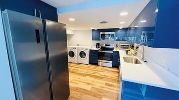 House, Multiple Beds, Kitchen, Garden View | Private kitchen | Coffee/tea maker