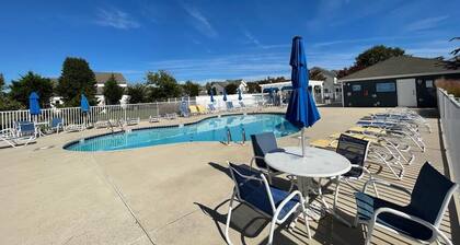 Simonton Court 20253