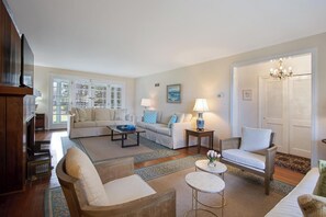 Living area - Rolling Road 38 (Rehoboth Beach)
