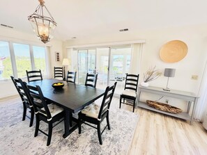 5 habitaciones, decoración personalizada y muebles diferentes 