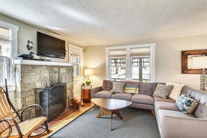 Cottage, Multiple Beds, Fireplace, Garden View | Living area | Fireplace - Laurel Street 108 (Rehoboth Beach)