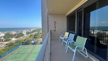 Condo, Berbilang Katil, Balcony, Ocean View | Pemandangan dari bilik