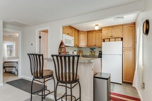 하우스, 침대(여러 개), 파티오, 정원 전망 | 전용 주방 | 커피/티 메이커