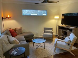 Cottage, Multiple Beds, Kitchen, Garden View | Living area