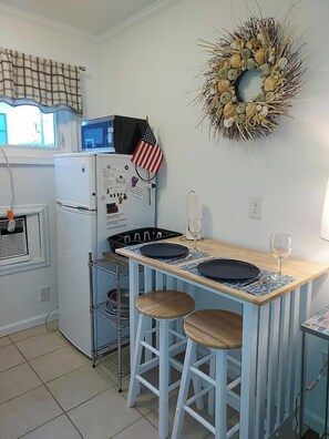 1 bedroom, individually decorated, individually furnished - Wilmington Avenue 12 #5 (Rehoboth Beach)