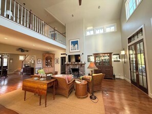 獨棟房屋, 多張床, 可使用泳池, 花園景觀 | 起居區