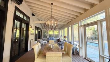 House, Multiple Beds, Pool Access, Garden View | Interior