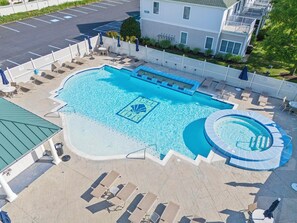 Seasonal outdoor pool - Sandy Bottom Circle 904 (Rehoboth Beach)
