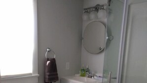 Unclassified image, 2 of 3, button - Dicinson Avenue 7A (Dewey Beach)