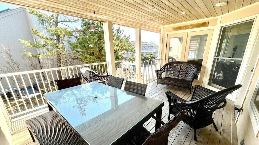 NEW Orleans Street 9