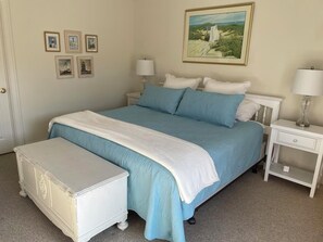 Maison, Plusieurs lits, balcon, vue sur le jardin | 3 chambres, décor unique, ameublement unique