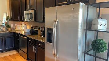 Townhome, Berbilang Katil, Patio | Dapur peribadi | Pembancuh kopi/teh