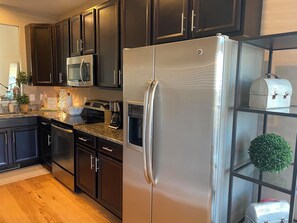 Townhome, Multiple Beds, Patio | Private kitchen