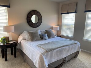 Byhus - flere senge - terrasse | Udsigt fra værelset