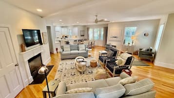 House, Multiple Beds, Fireplace, Garden View | Living area | Fireplace