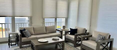 House, Multiple Beds, Fireplace, Garden View | Living area | Fireplace