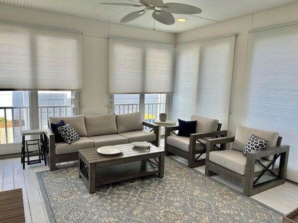 House, Multiple Beds, Fireplace, Garden View | Living area | Fireplace