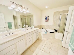 联排别墅, 多张床, 露台, 花园景观 (0$ Rate values) | 浴室