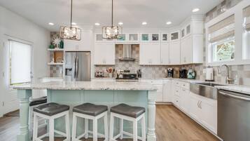 Ferienhaus, Mehrere Betten, Küche, Gartenblick | Eigene Küche | Wasserkocher mit Kaffee-/Teezubehör