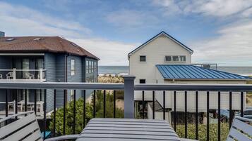 House, Multiple Beds, Balcony, Ocean View | Property grounds