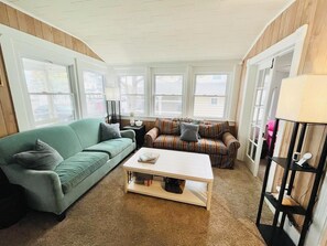 Cottage, Multiple Beds, Kitchen, Garden View | Living area - Delaware Avenue 18 (Rehoboth Beach)