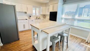 House, Multiple Beds, Patio, Garden View | Private kitchen | Coffee/tea maker